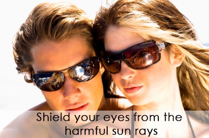 Wear sunglasses to protect your eyes from harmfull sunrays